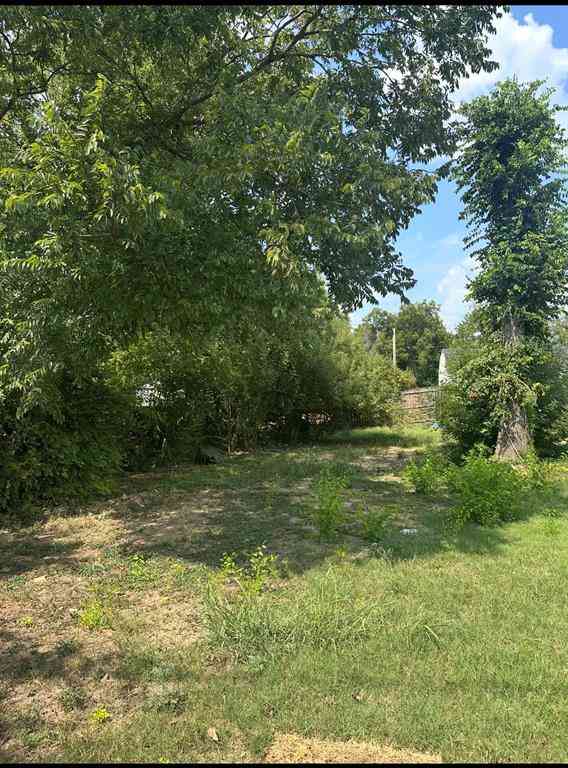 Vacant Land For Sale - 611 Dr Martin Luther King Jr Blvd<br/> Ellis County, Waxahachie, TX 75165