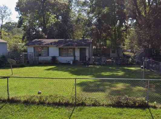 Homes For Sale - 2611 Vivian Street<br/> Caddo County, Shreveport, LA 71108