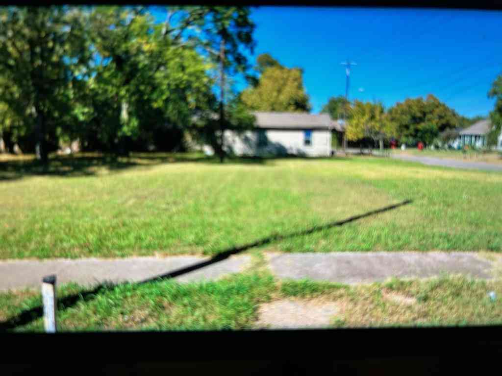 Vacant Land For Sale - 317 E College Street<br/> Grayson County, Sherman, TX 75090