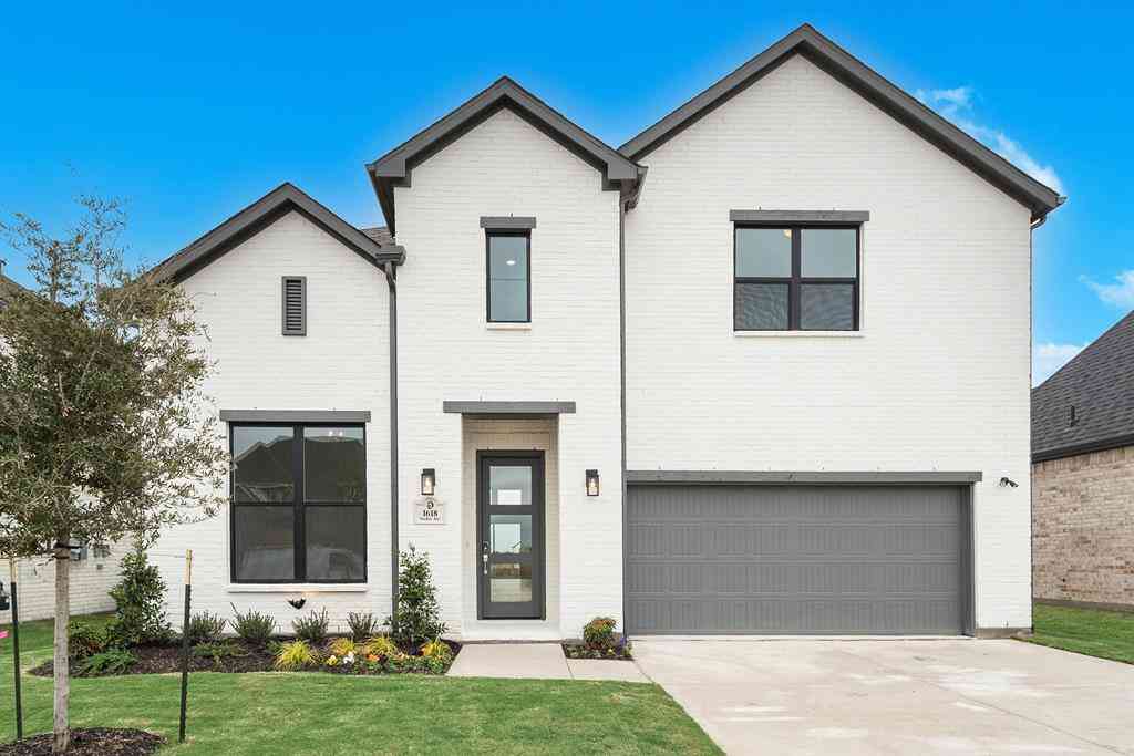 Homes For Sale - 1618 Yorkie Drive<br/> Forney, TX 75126