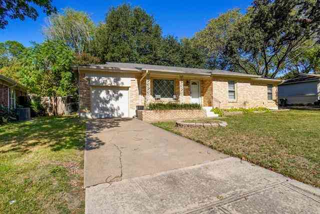 Homes For Sale - 341 Hurst Drive<br/> Bedford, TX 76022
