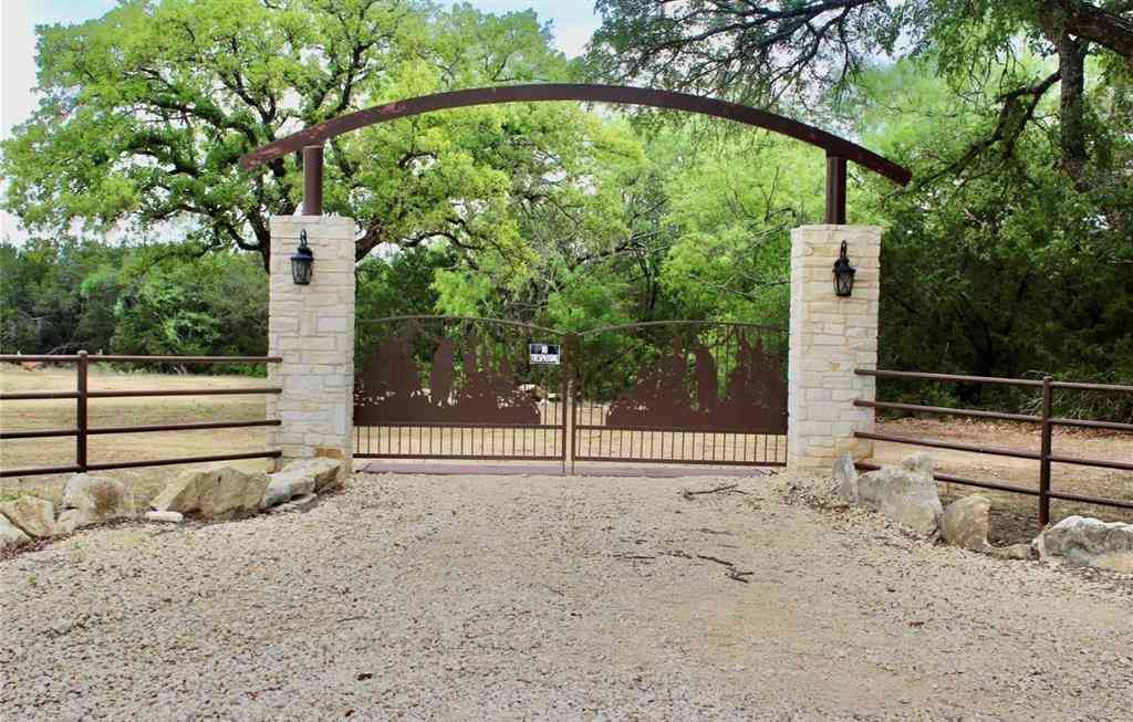 Apartment For Sale - 8245 County Road 239<br/> Hico, TX 76457