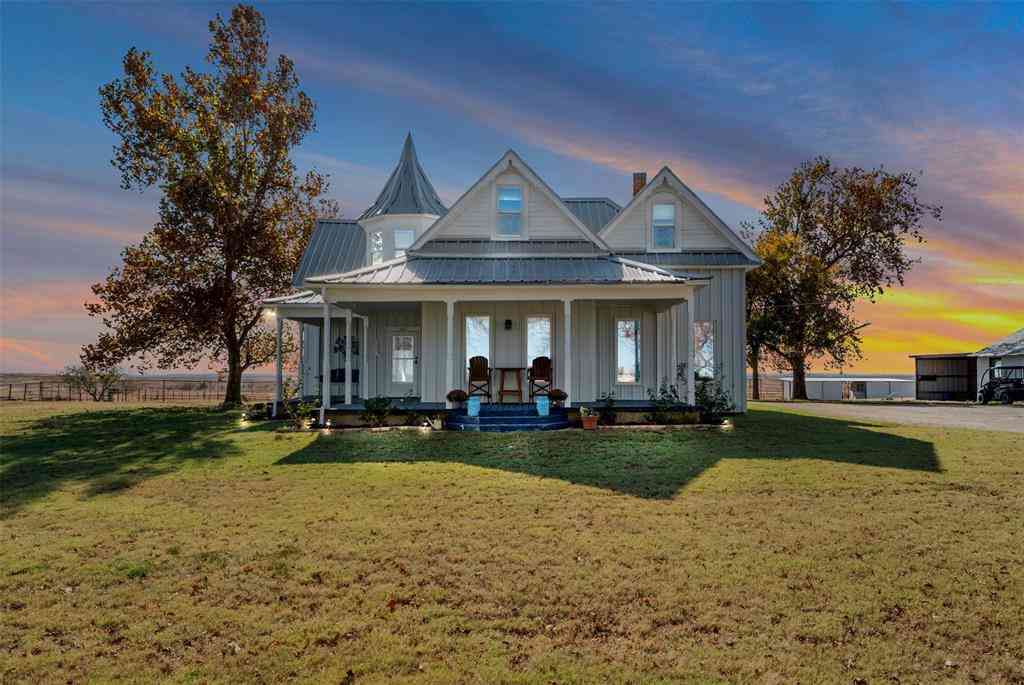 Apartment For Sale - 945 Quarter Horse Lane<br/> Bellevue, TX 76228