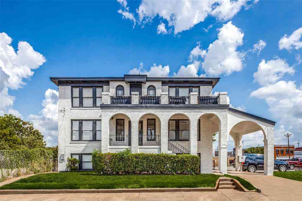 Condo For Rent - 2309 Wesley Street #B<br/> Greenville, TX 75401