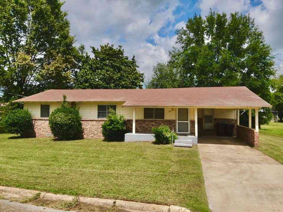 Homes For Sale - 109 Olive Street<br/> Mount Vernon, TX 75457