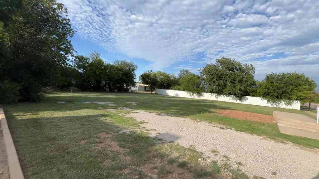 Vacant Land For Sale - 505 E Walnut Street<br/> Coleman, TX 76834