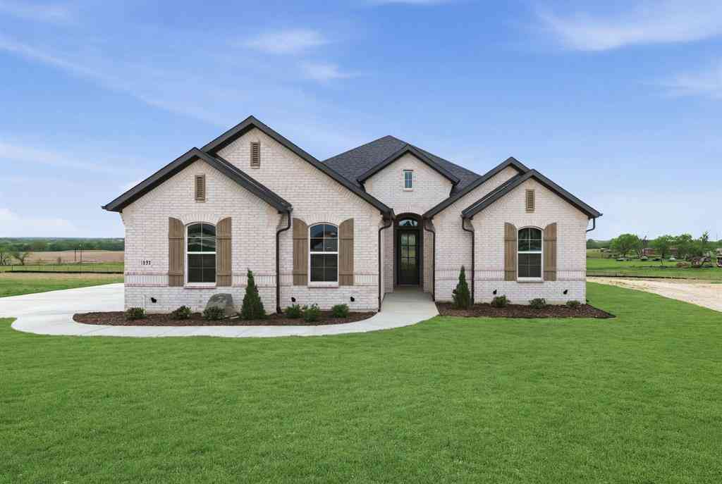 Homes For Sale - 117 Emma Court<br/> Wise County, Decatur, TX 76234