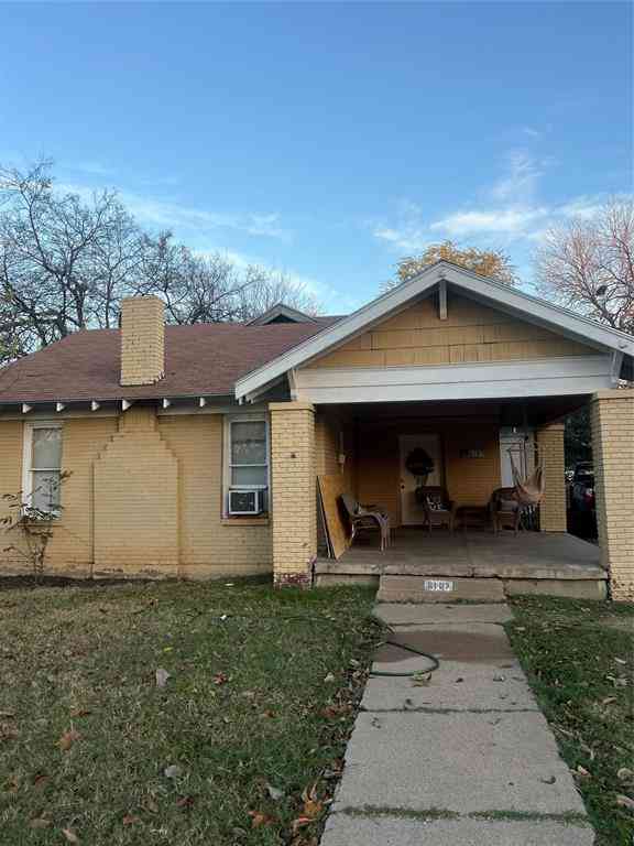 Homes For Sale - 6107 Richmond Avenue<br/> Dallas, TX 75214