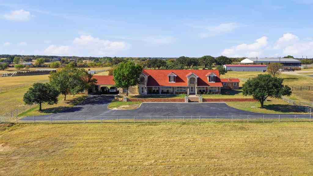 Apartment For Sale - 2691 N Fm Road 51<br/> Springtown, TX 76082
