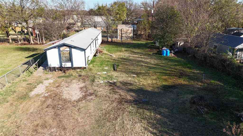 Mobile Home For Sale - 214 Pearson Lane<br/> Parker County, Azle, TX 76020