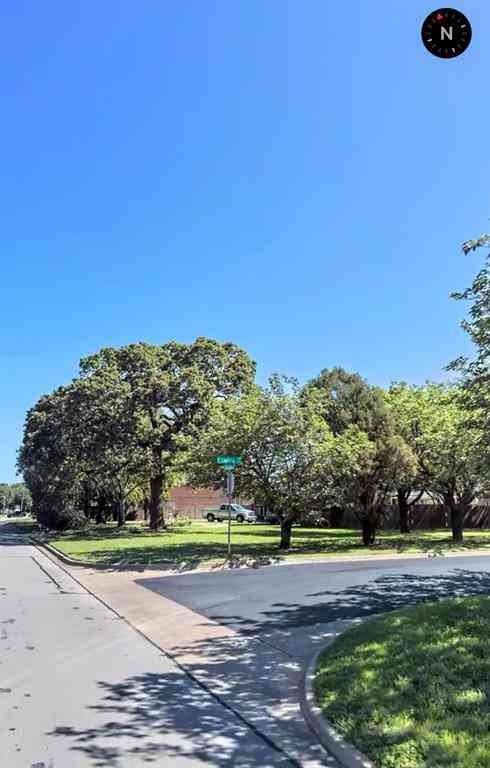 Vacant Land For Sale - 440 W Louella<br/> Hurst, TX 76054