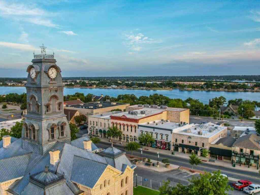 Vacant Land For Sale - 1420 Ridgeview Circle<br/> Granbury, TX 76048