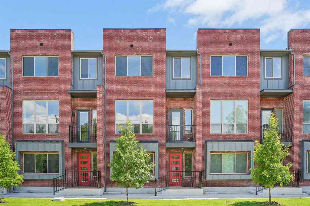 Townhouse For Sale - 2524 Havenhurst Street #102<br/> Farmers Branch, TX 75234