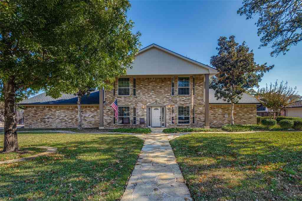 Homes For Sale - 10 Biltmore Court<br/> Trophy Club, TX 76262