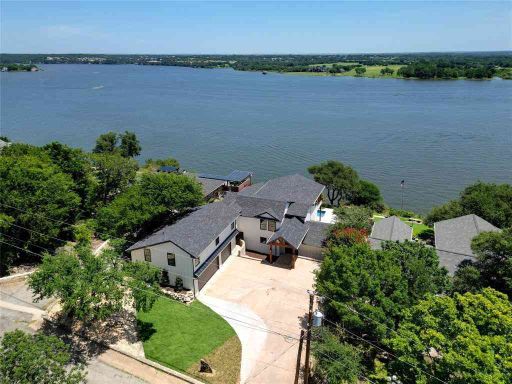 Homes For Sale - 1719 Anaconda Trail<br/> Granbury, TX 76048