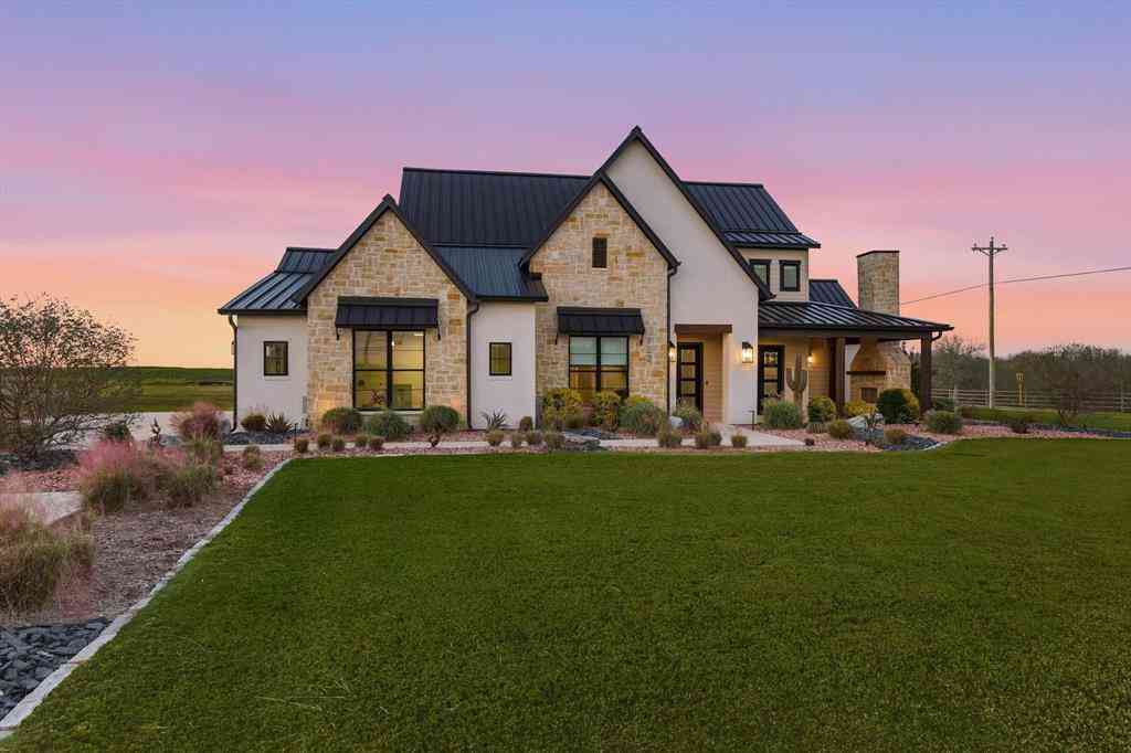 Homes For Sale - 122 Ozro Road<br/> Maypearl, TX 76084