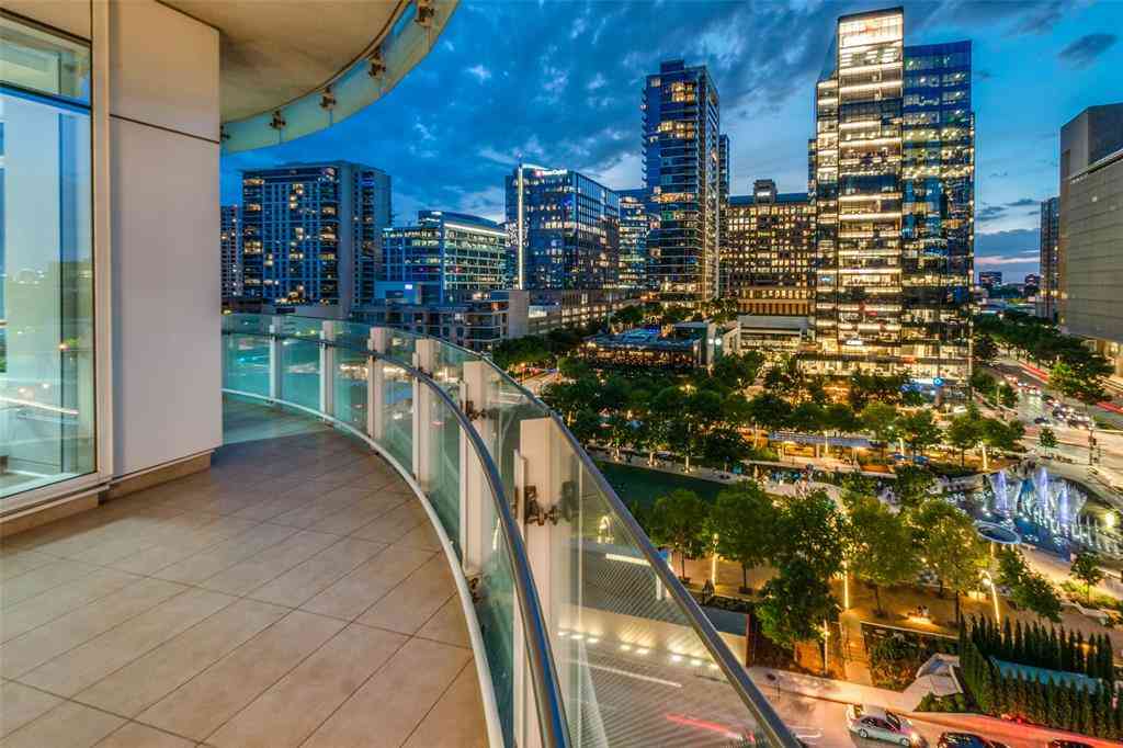 Condo For Sale - 1918 Olive Street #701<br/> Dallas, TX 75201
