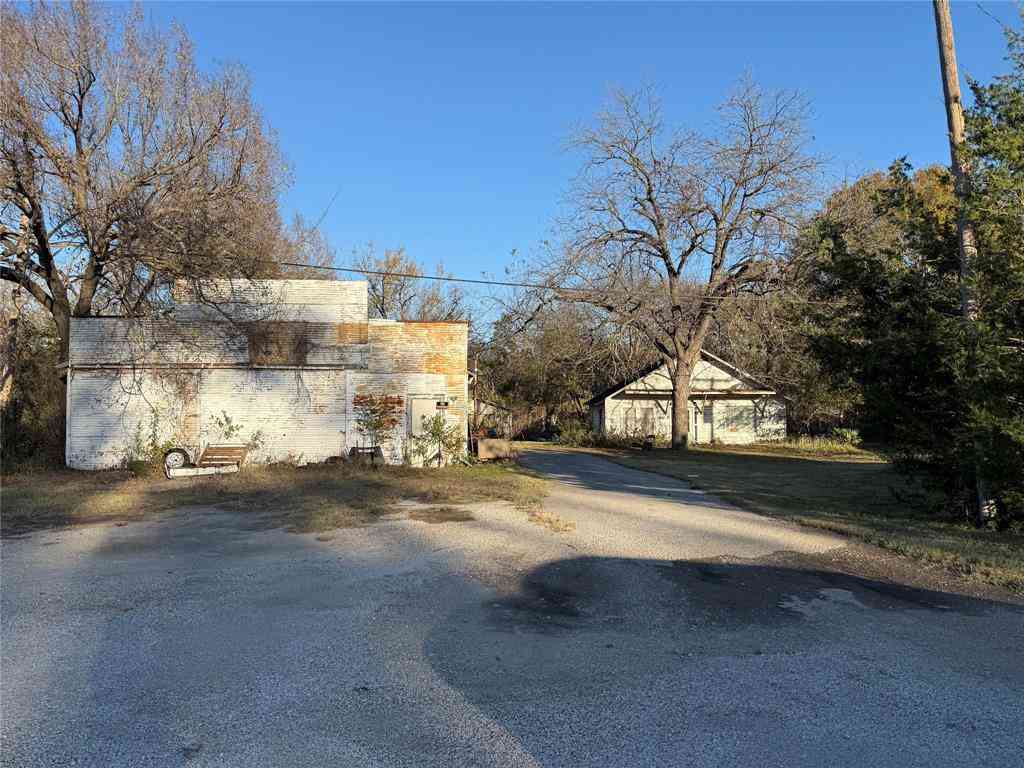 Vacant Land For Sale - 408 N Parkway Drive<br/> Alvarado, TX 76009