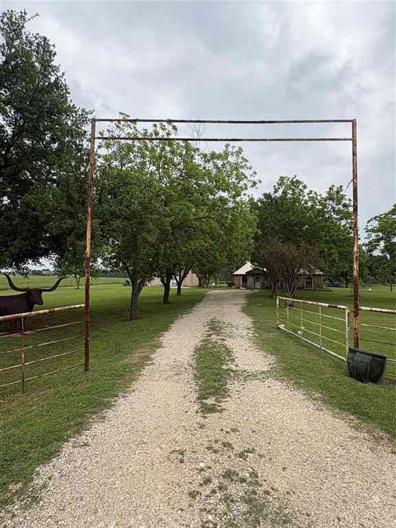 Homes For Sale - 510 Old Sawmill Road<br/> Axtell, TX 76624