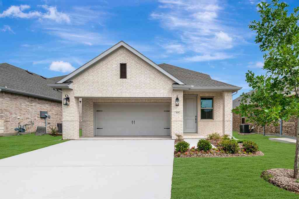 Homes For Sale - 521 Sagebrush Trail<br/> Sherman, TX 75092