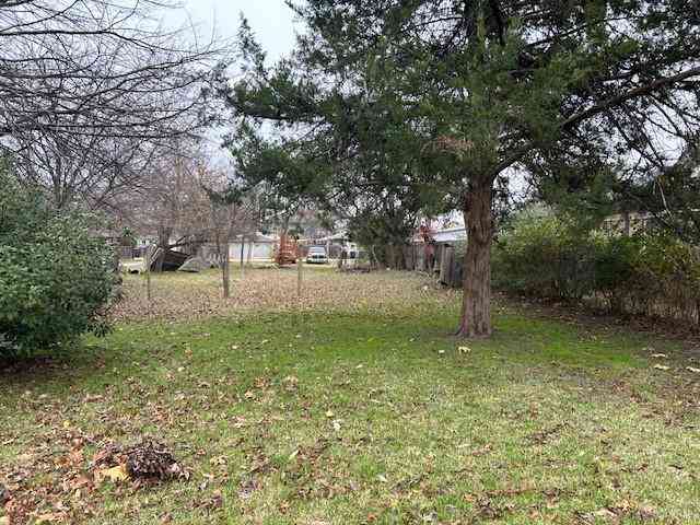 Vacant Land For Sale - 813 Prairie Avenue<br/> Johnson County, Cleburne, TX 76033