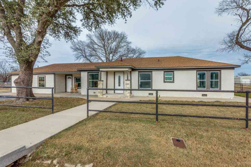 Homes For Sale - 817 Stella Mae Drive<br/> Tarrant County, Fort Worth, TX 76028