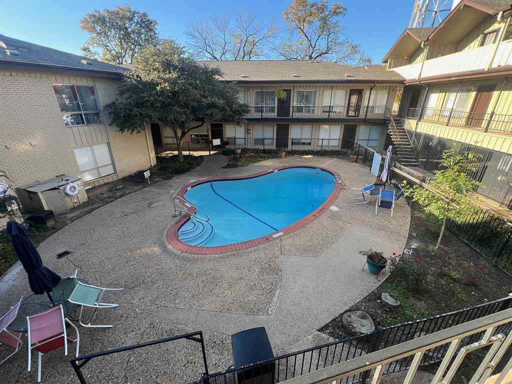 Condo For Sale - 5000 Bowser Avenue #211<br/> Dallas, TX 75209