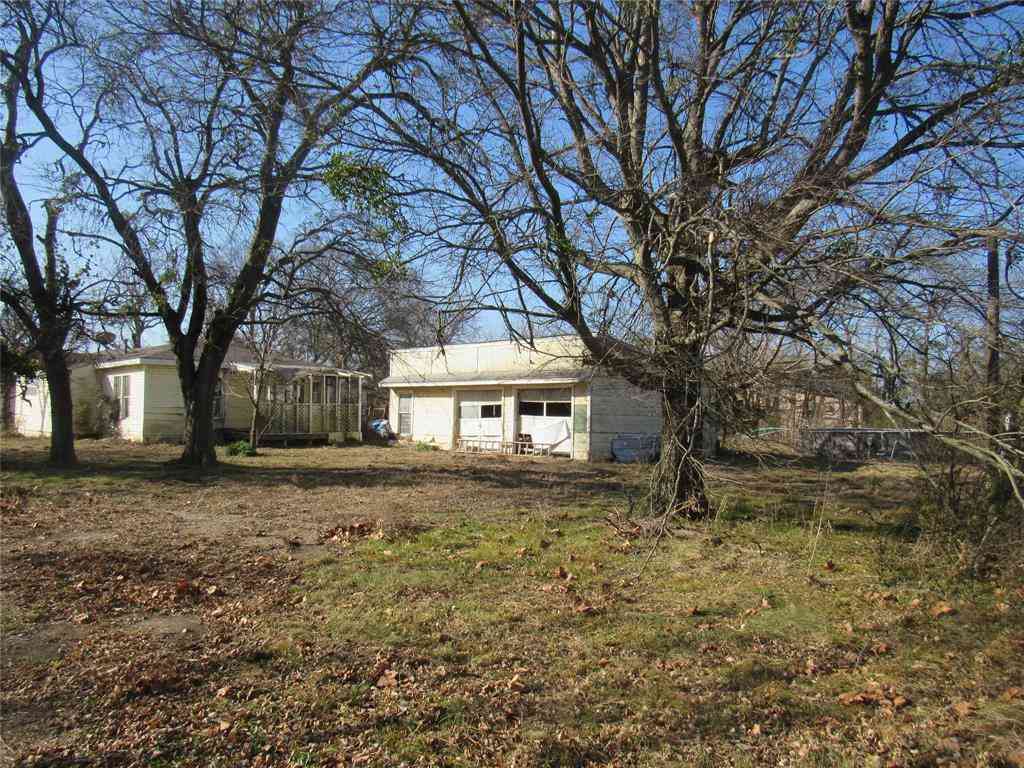 Vacant Land For Sale - 212 S Wilson Street<br/> Bells, TX 75414