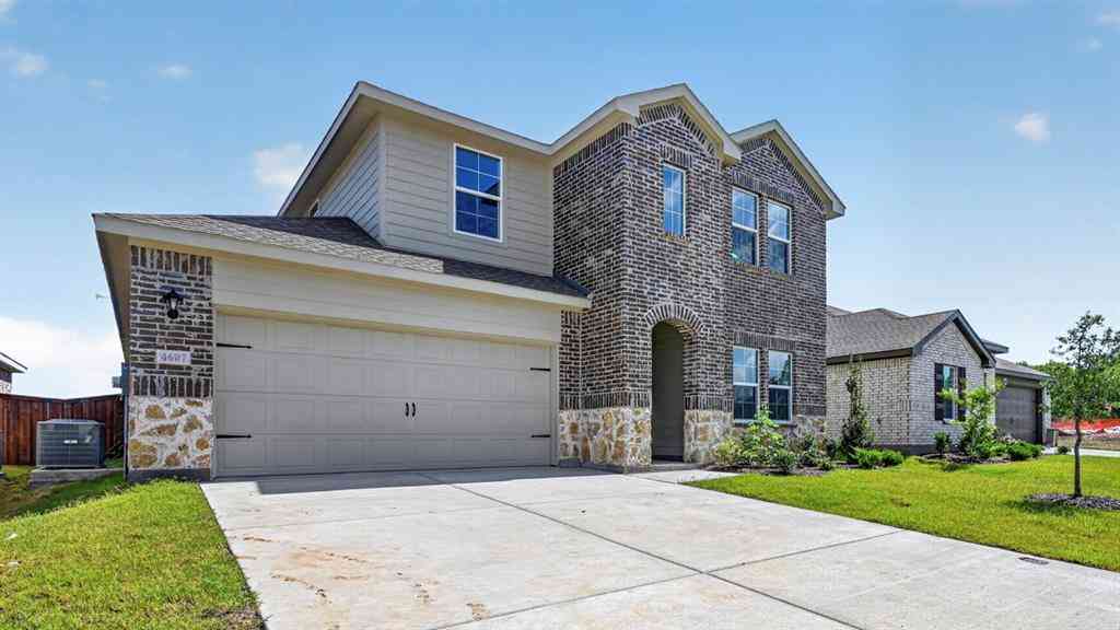 Homes For Sale - 4607 Enclave Drive<br/> Denton County County, Sanger, TX 76266