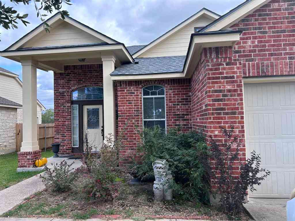 Homes For Sale - 10156 China Creek Drive<br/> Waco, TX 76708