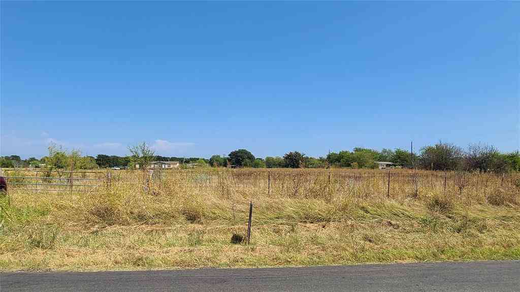 Vacant Land For Sale - 8895 County Road 3609<br/> Quinlan, TX 75474