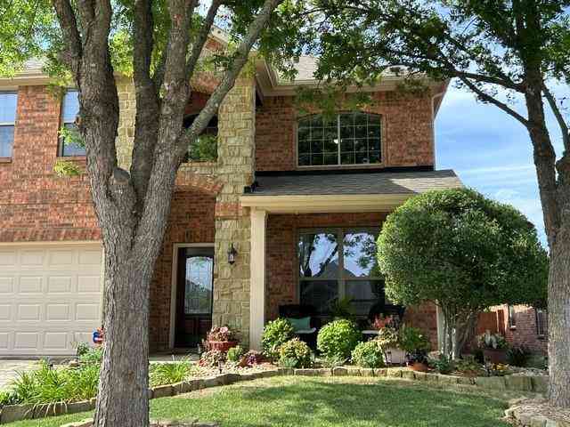 Homes For Sale - 221 Villanova Drive<br/> Grayson County, Van Alstyne, TX 75495