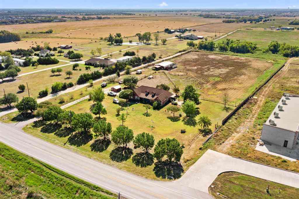 Apartment For Sale - 712 E Cook Street<br/> Josephine, TX 75189