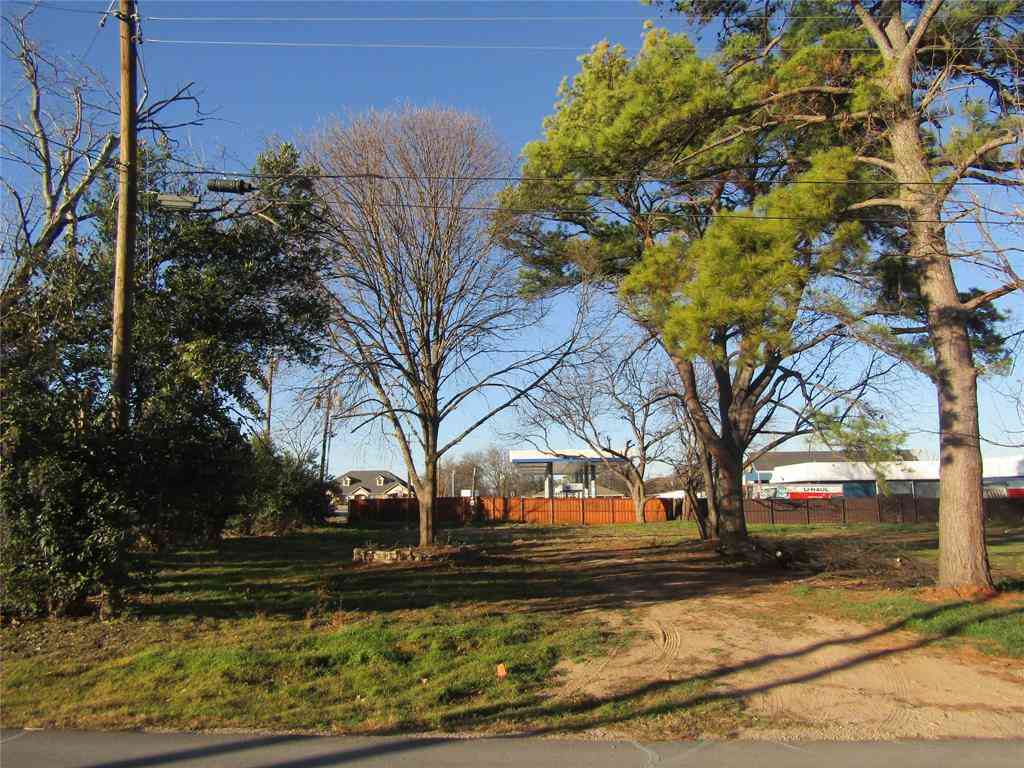 Vacant Land For Sale - 405 E Boyd Avenue<br/> Boyd, TX 76023