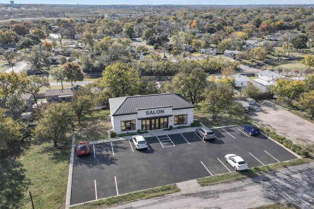 Vacant Land For Sale - 213 W Eldred Street #1<br/> Burleson, TX 76028