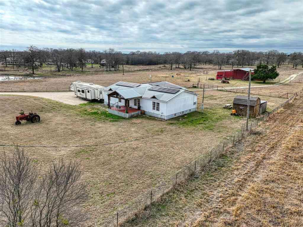 Apartment For Sale - 408 Hcr 1414<br/> Hill County, Blum, TX 76627