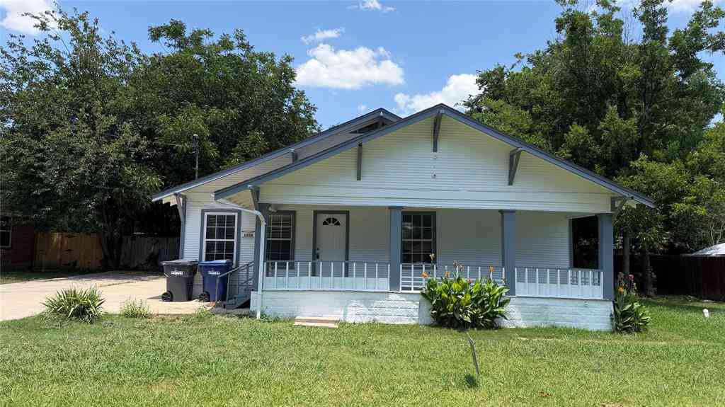 Apartment For Rent - 1208 Hall Street<br/> Collin County, McKinney, TX 75069