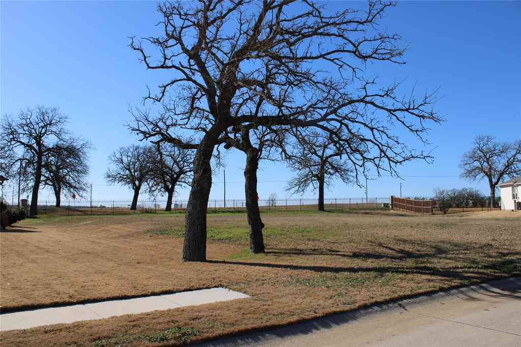 Vacant Land For Sale - 114 Highland Court<br/> Boyd, TX 76023