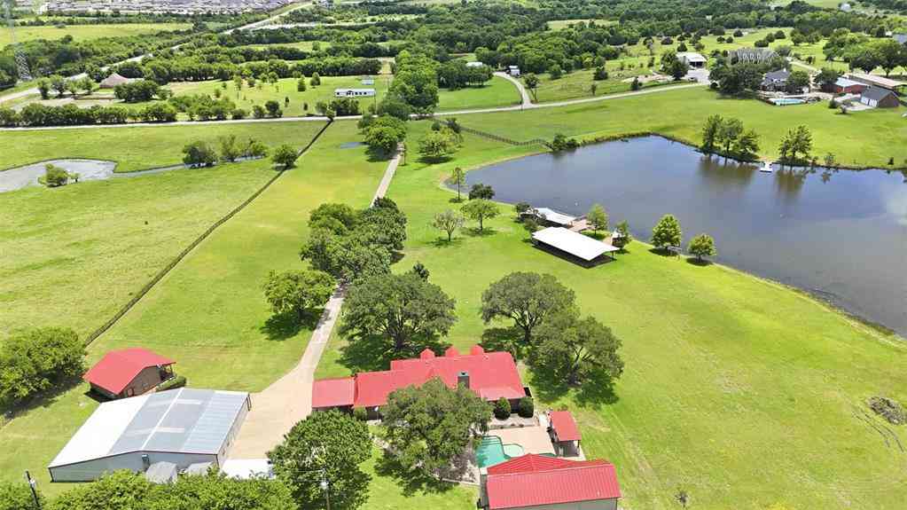 Homes For Sale - 13914 Overlook Lane<br/> Forney, TX 75126