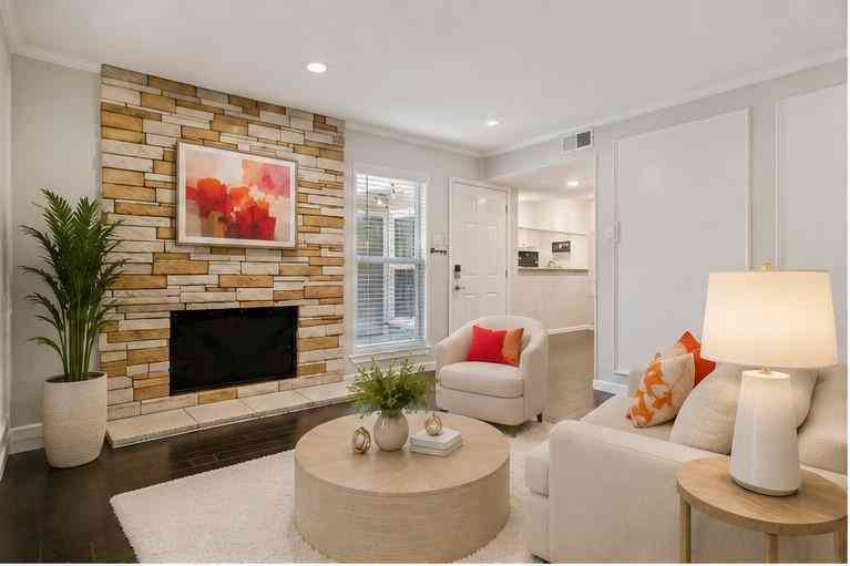 Condo For Sale - 7510 Holly Hill Drive #127<br/> Dallas, TX 75231