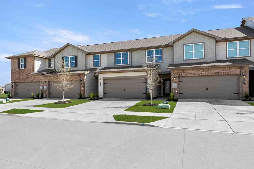 Townhouse For Sale - 1500 Lake Alpine Trail<br/> Anna, TX 75409