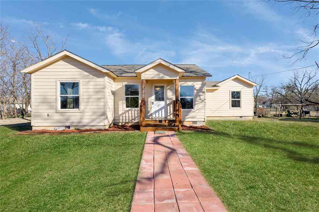 Homes For Sale - 535 Hurt<br/> Erath County, Dublin, TX 76446
