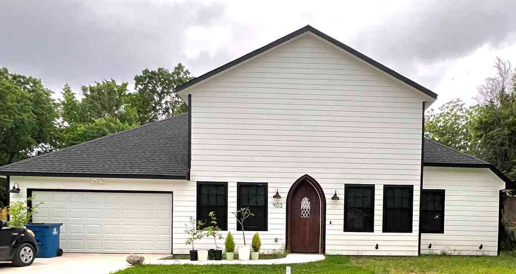 Homes For Sale - 403 N Nash Street<br/> Kaufman, TX 75142