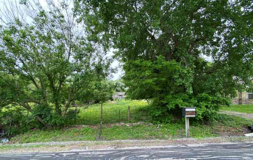 Homes For Sale - 7810 Garner Road<br/> Rowlett, TX 75088