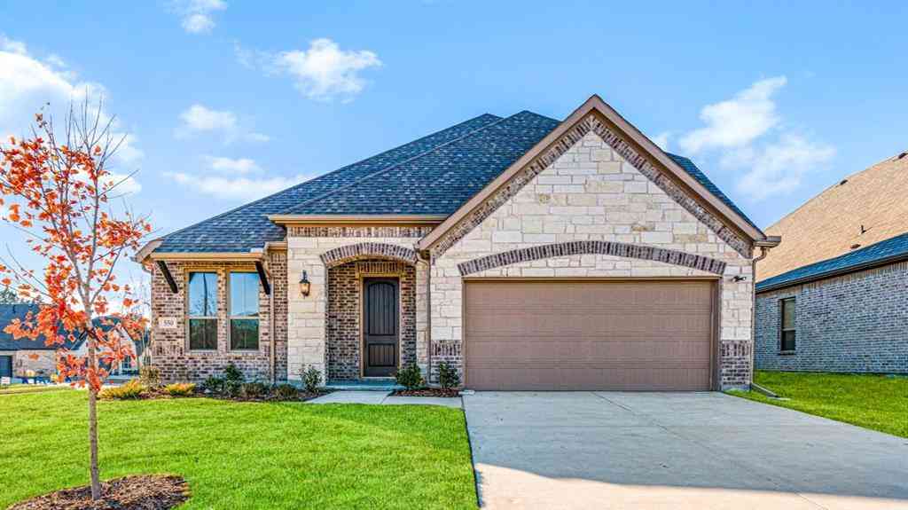 Homes For Sale - 550 Cristo Range Drive<br/> Hunt County, Greenville, TX 75402