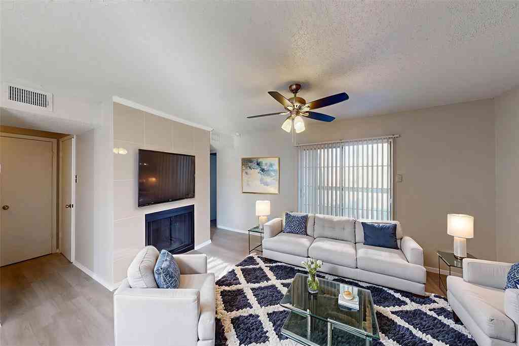 Condo For Sale - 12484 Abrams Road #2121<br/> Dallas, TX 75243