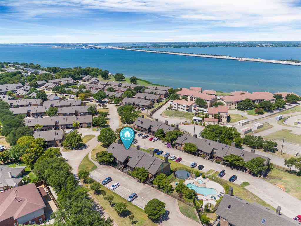 Condo For Sale - 814 Signal Ridge Place<br/> Rockwall County, Rockwall, TX 75032