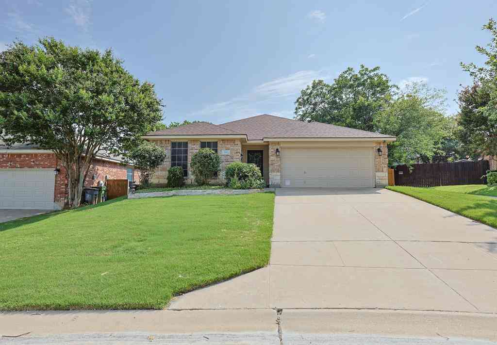 Homes For Sale - 211 Carriage Drive<br/> Parker County, Willow Park, TX 76087
