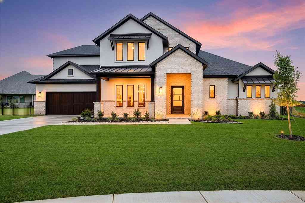 Homes For Sale - 207 Links Court<br/> Rockwall County, Heath, TX 75126