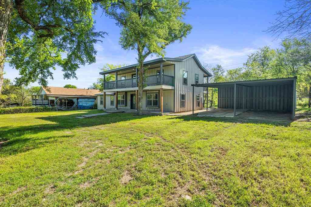 Homes For Sale - 4321 Green Oak Drive<br/> Granbury, TX 76048